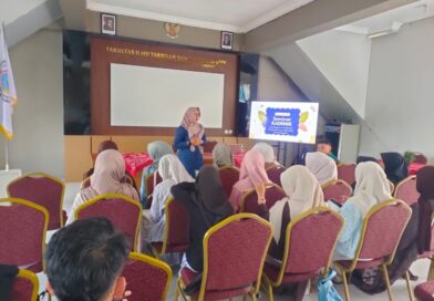 Pendidikan Fisika FITK UNSIQ Gelar Seminar Akademik “From Research to Publication: Strategi Menulis Artikel Ilmiah yang Publishable”